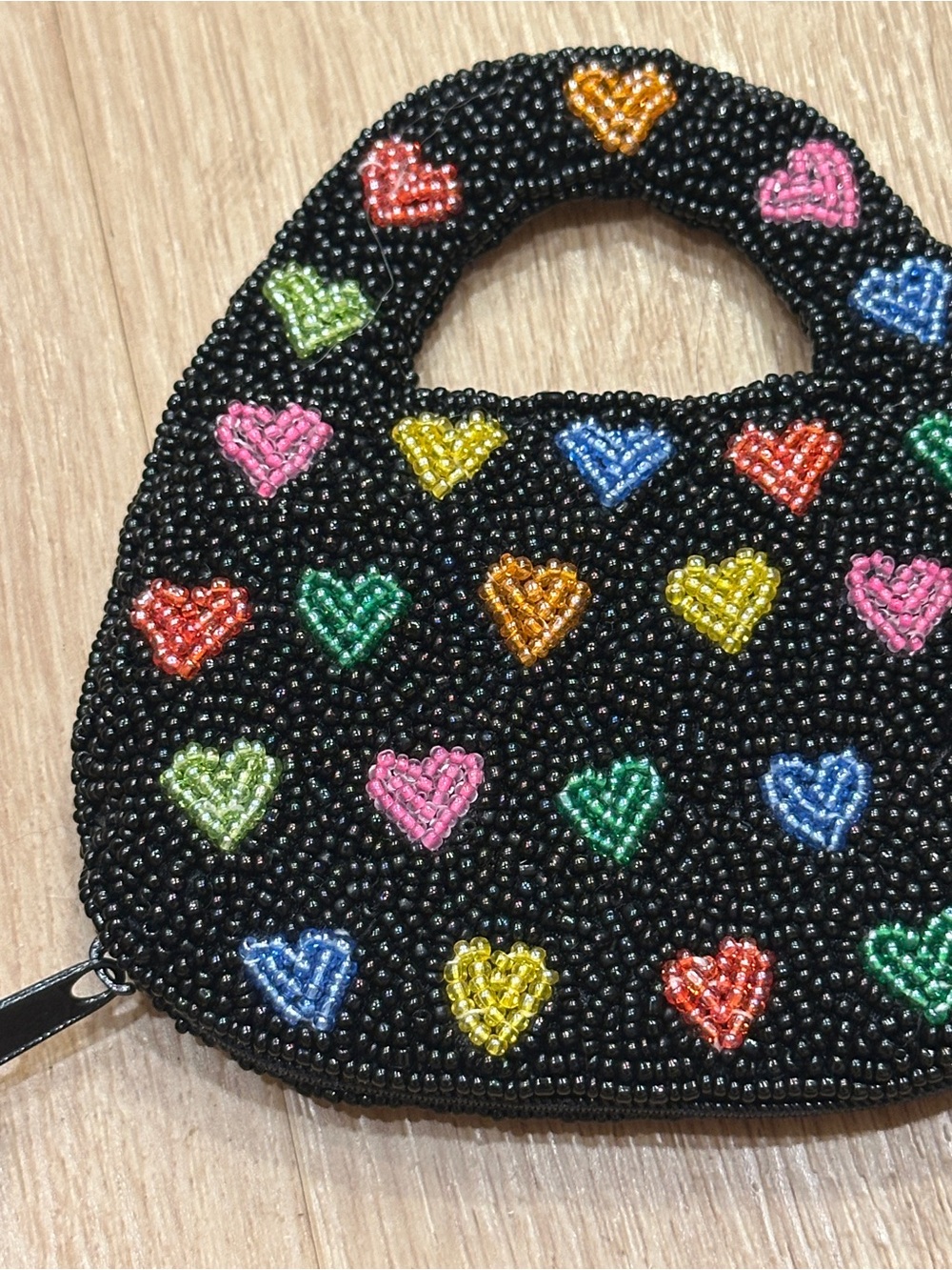 Mini Beaded Heart Wallet - Picture 2 of 7